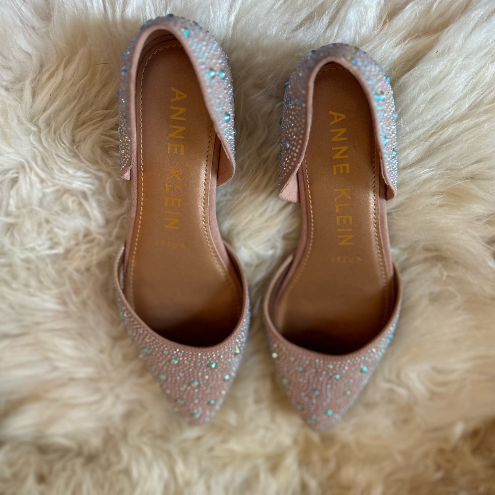 Anne Klein dazzle. Light pink flats adorned with rhinestones. Size 7M. Brand new